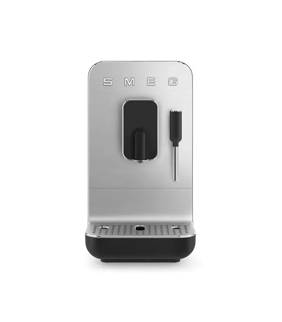 Smeg Cafetera Automática Vapor